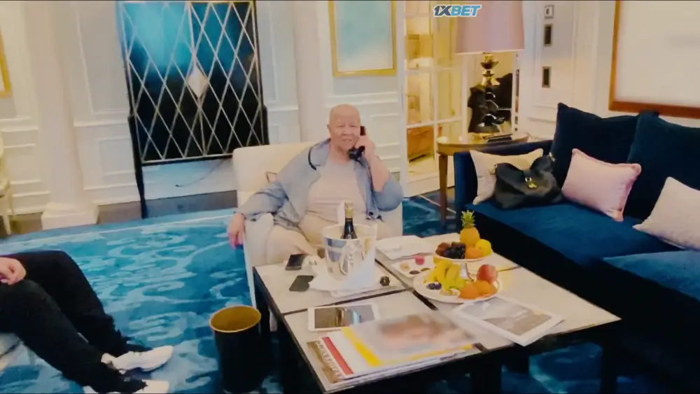 Con Mum (2025) — screenshot
